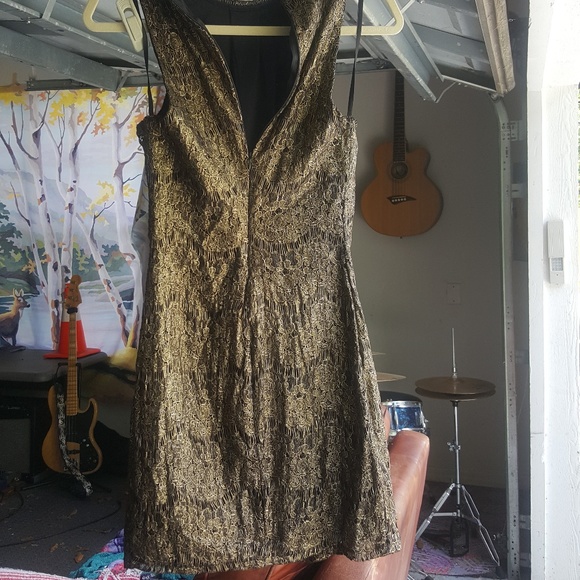 LACE MINI-DRESS COCKTAIL PARTY FROCK - Picture 3 of 4